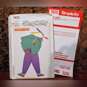 Vintage Simplicity #7572 Sewing Pattern/ Uncut/ NOS